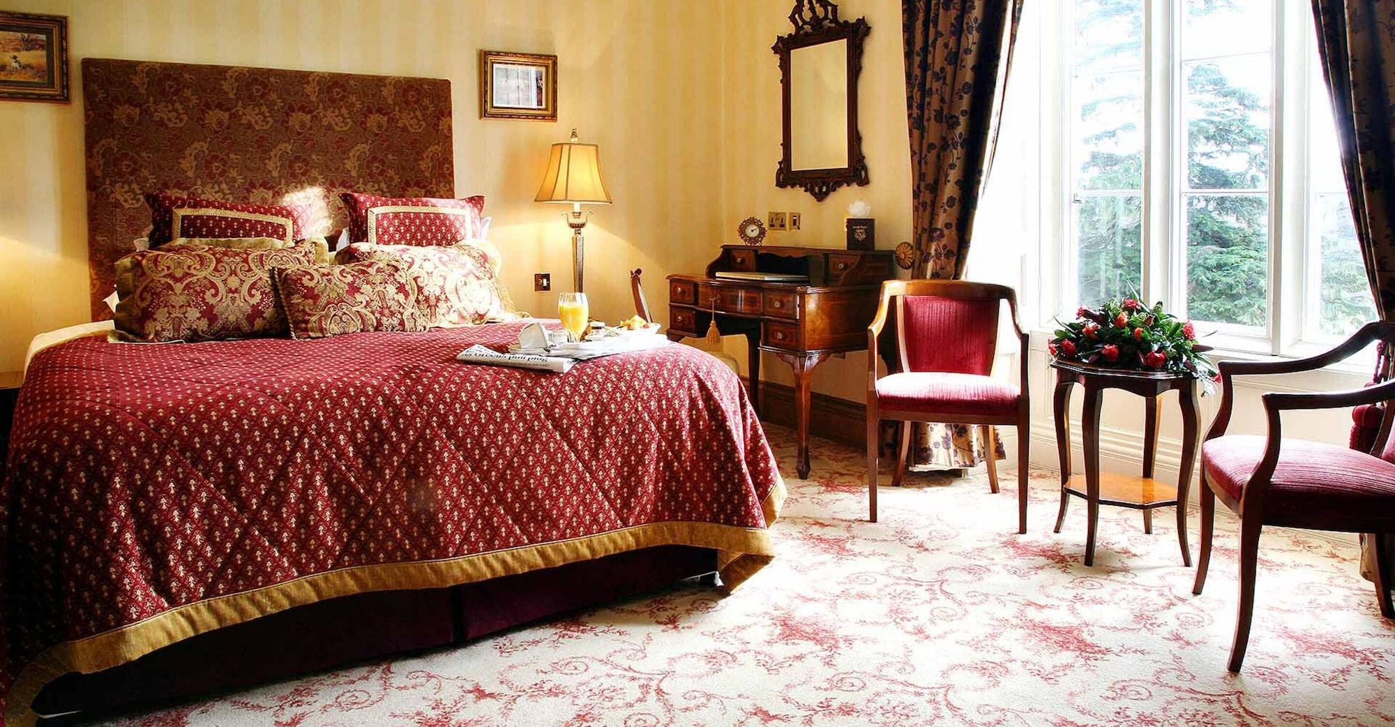 Отель Lough Rynn Castle Mohill Экстерьер фото