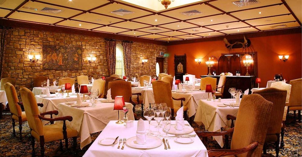 Отель Lough Rynn Castle Mohill Экстерьер фото