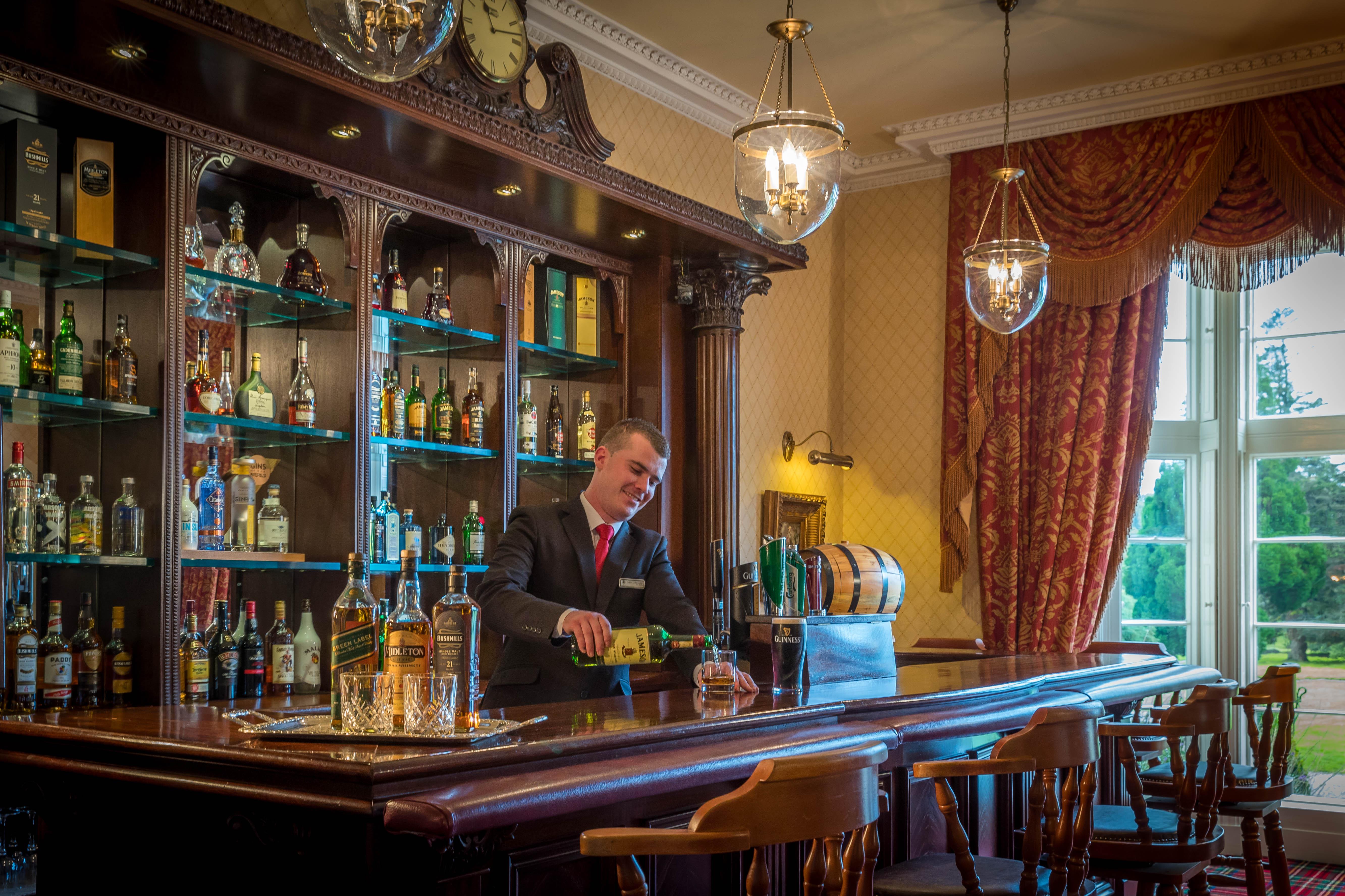 Отель Lough Rynn Castle Mohill Экстерьер фото