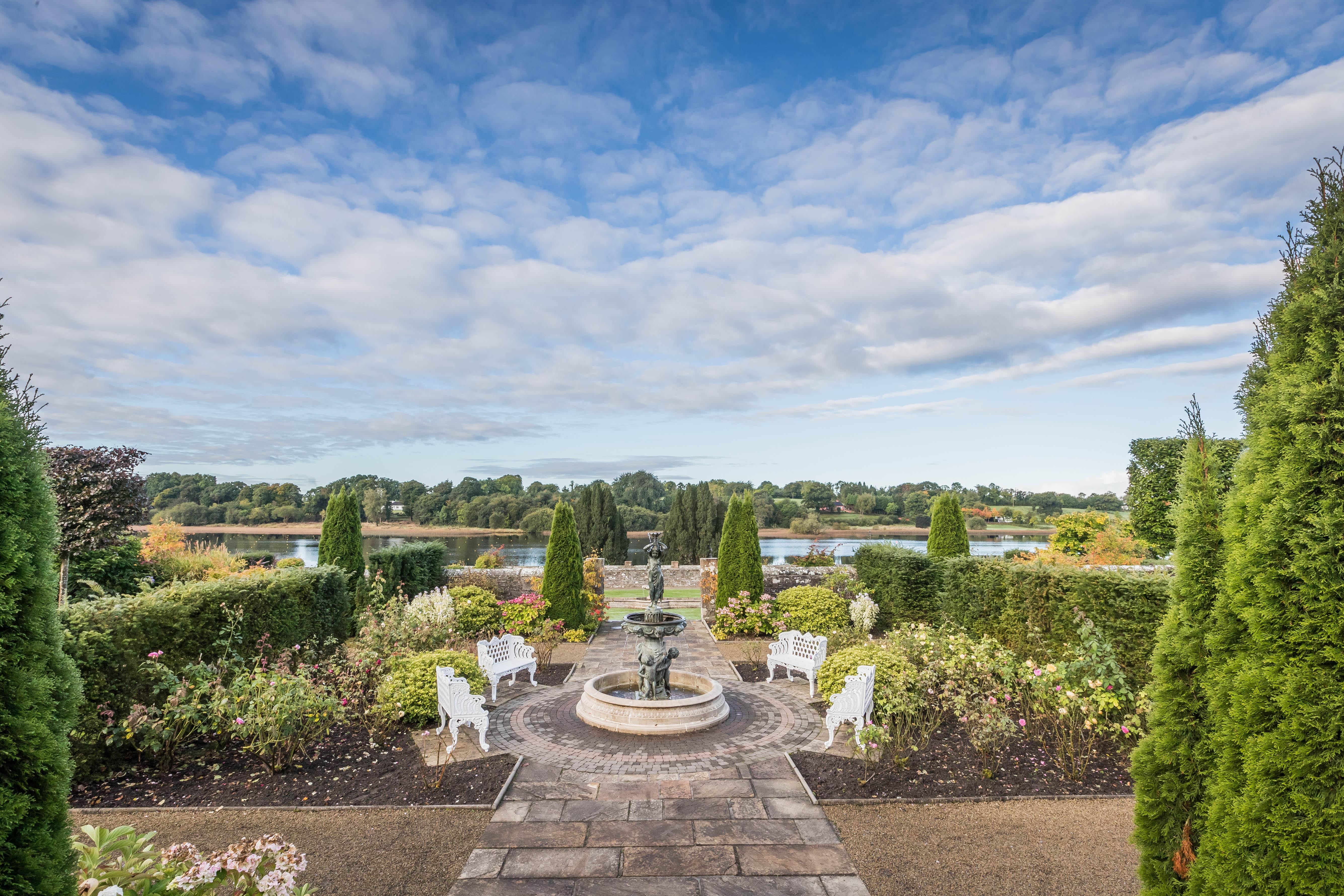 Отель Lough Rynn Castle Mohill Экстерьер фото