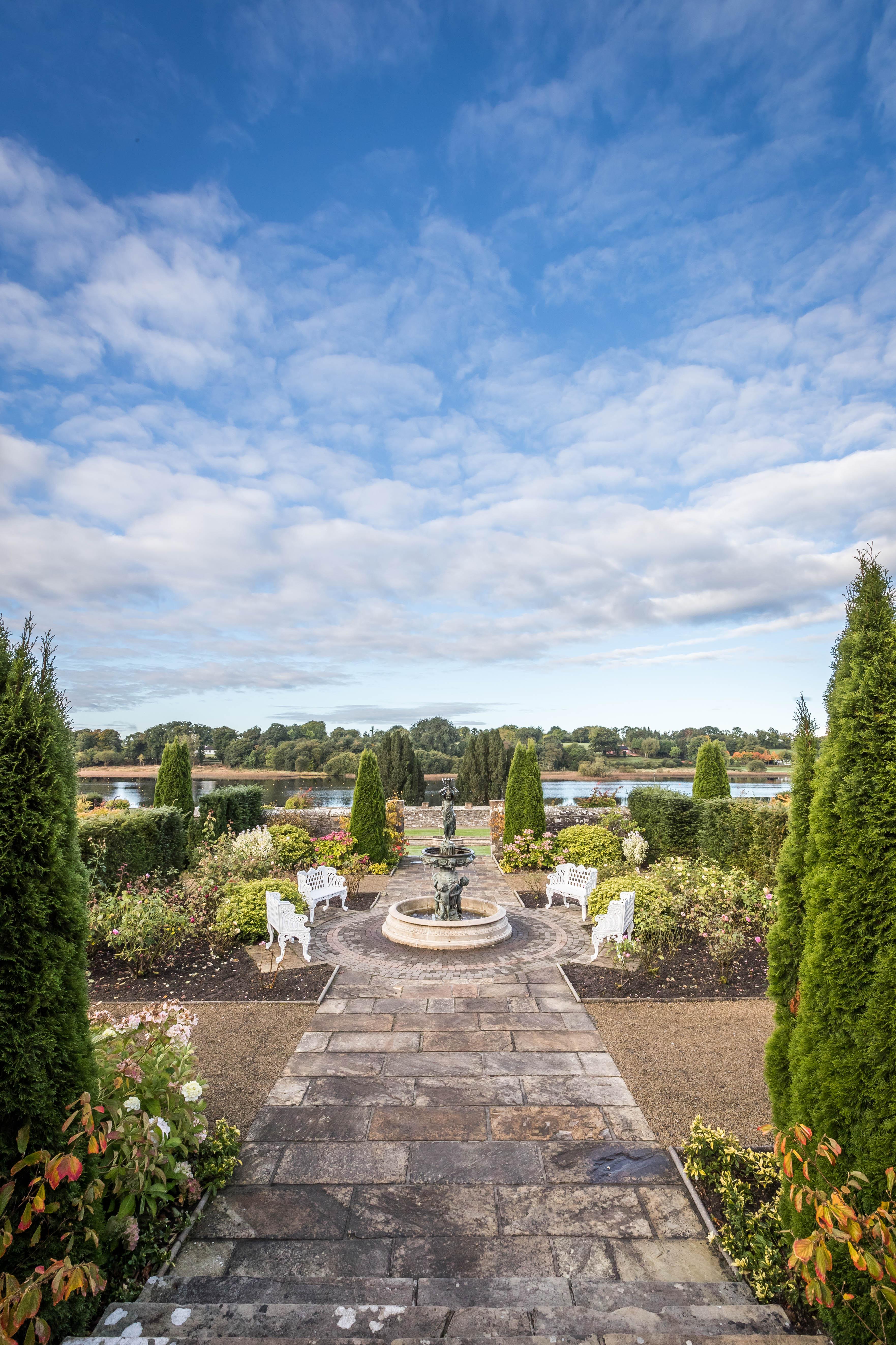 Отель Lough Rynn Castle Mohill Экстерьер фото