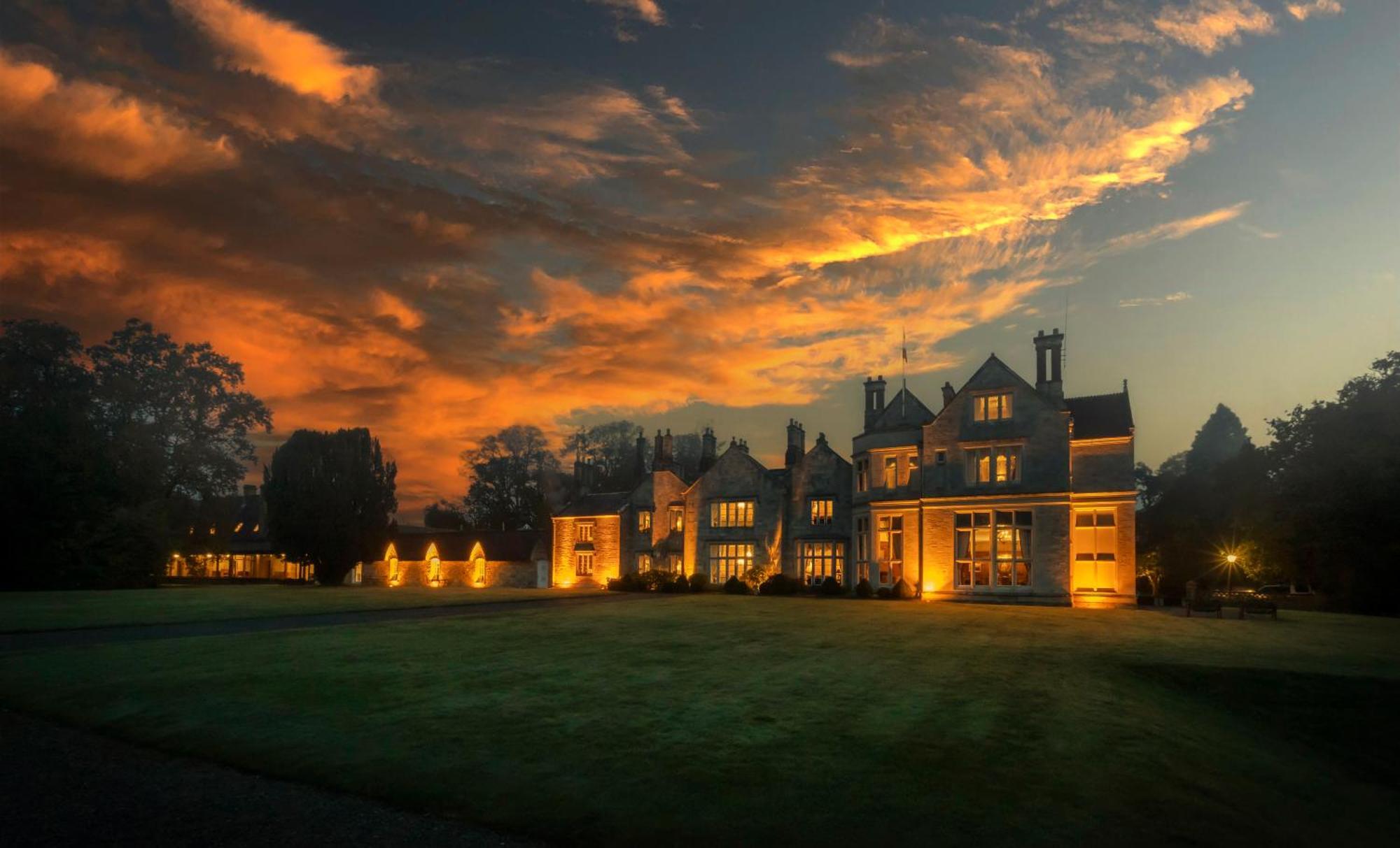 Отель Lough Rynn Castle Mohill Экстерьер фото